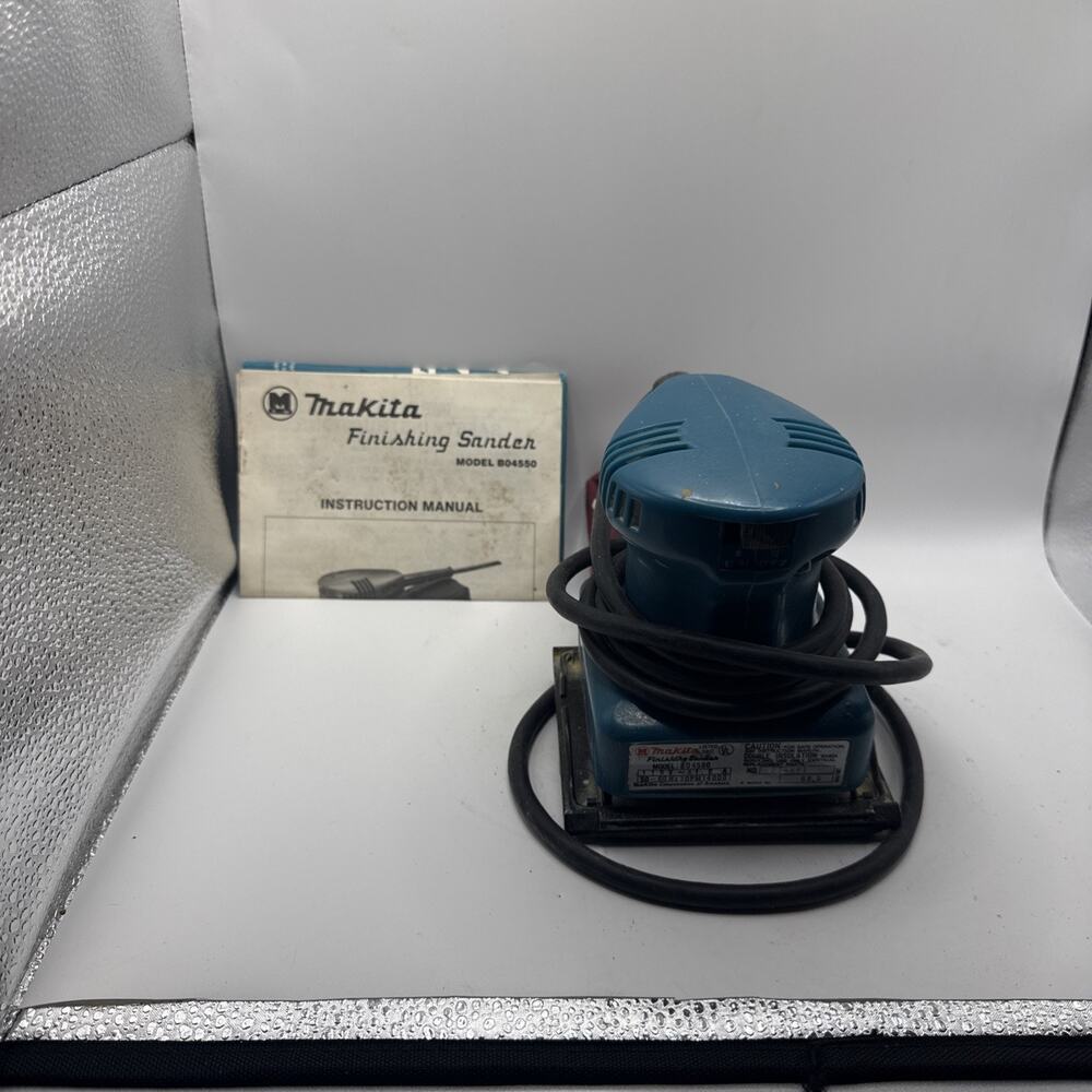Makita Finishing Sander Corded Model B04550 TESTED / WORKS